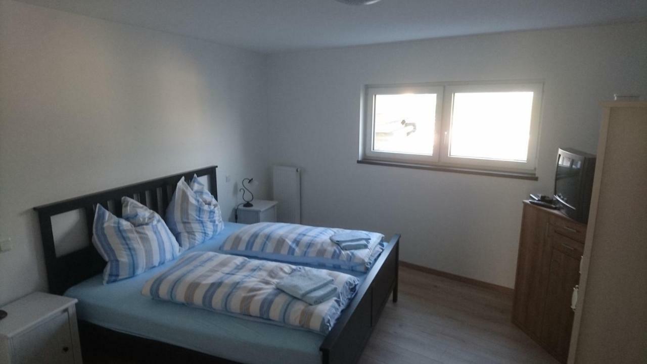 Weingut Edwin Pauly Appartement Palzem Buitenkant foto